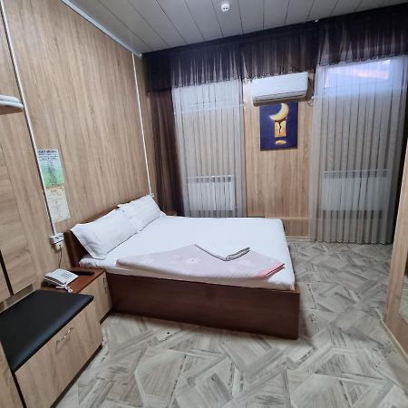 Hotel Bal-Meyir Ałma Ata Zewnętrze zdjęcie
