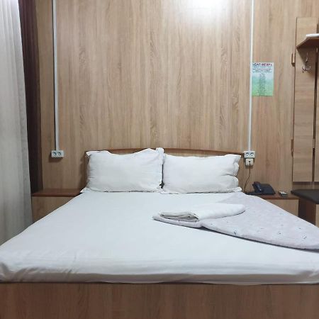 Hotel Bal-Meyir Ałma Ata Zewnętrze zdjęcie