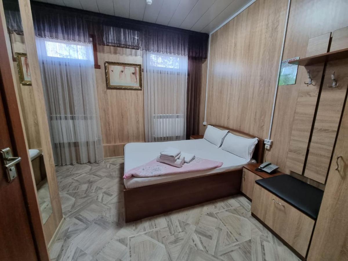 Hotel Bal-Meyir Ałma Ata Zewnętrze zdjęcie